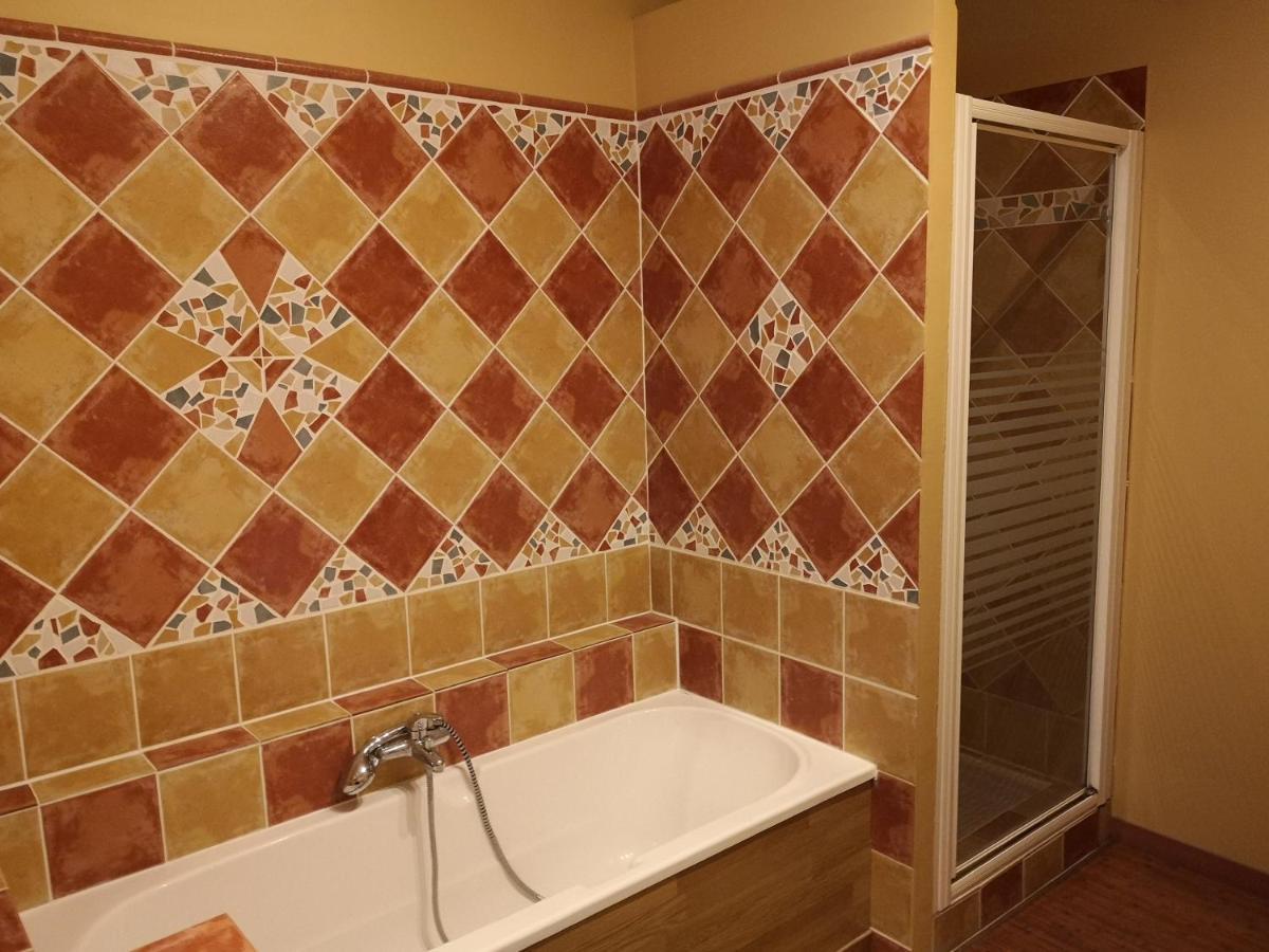L'Ours Des Corbieres - Chambres D'Hotes Servies-en-Val Exteriör bild